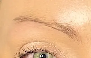 Permanent Make-up Augenbrauen vorher Beispiel 2